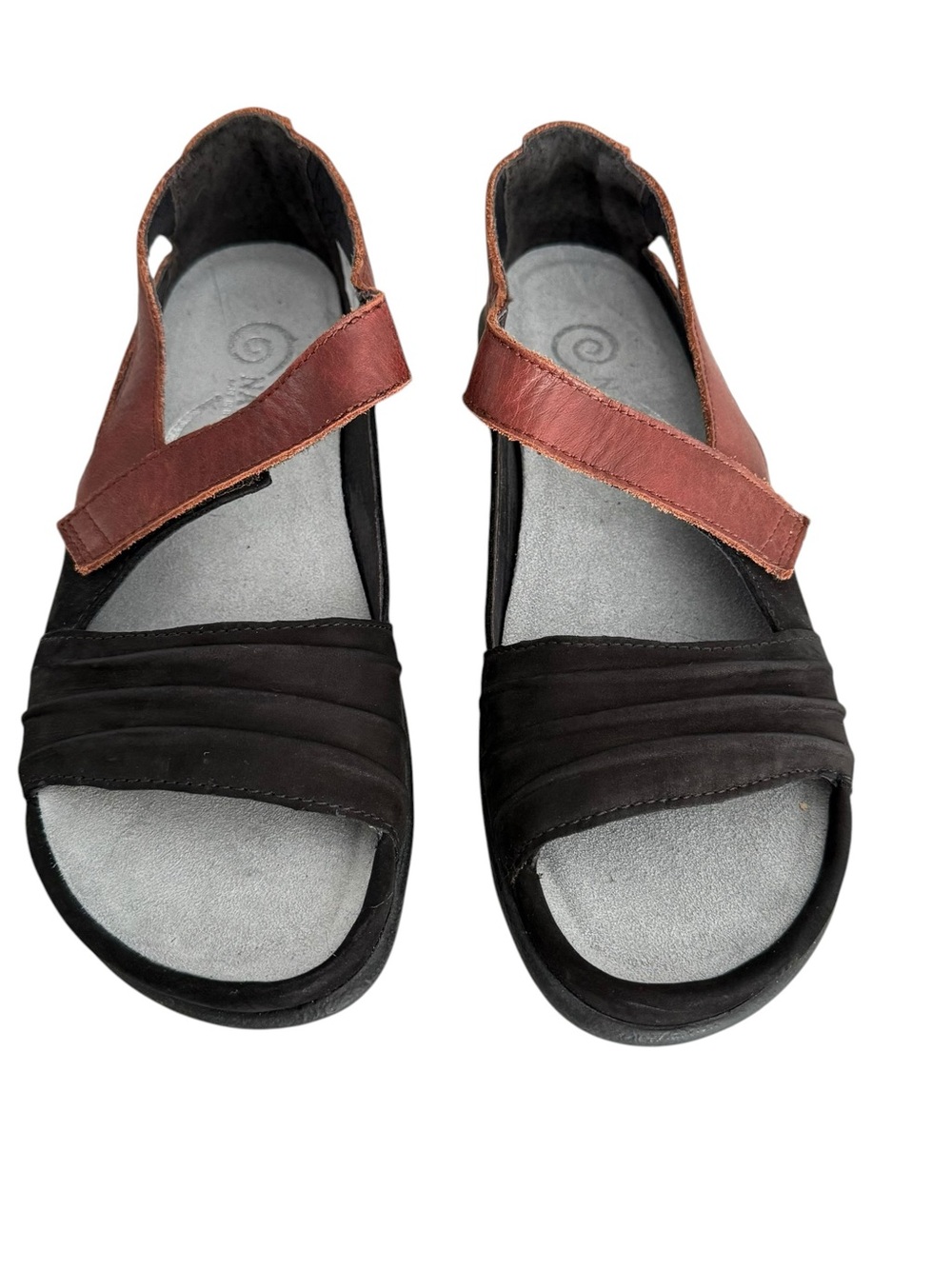 Naot Papaki Two-Tone Black Brown Velvet Nubuck Strap Sandals Ortho Comfort Shoe